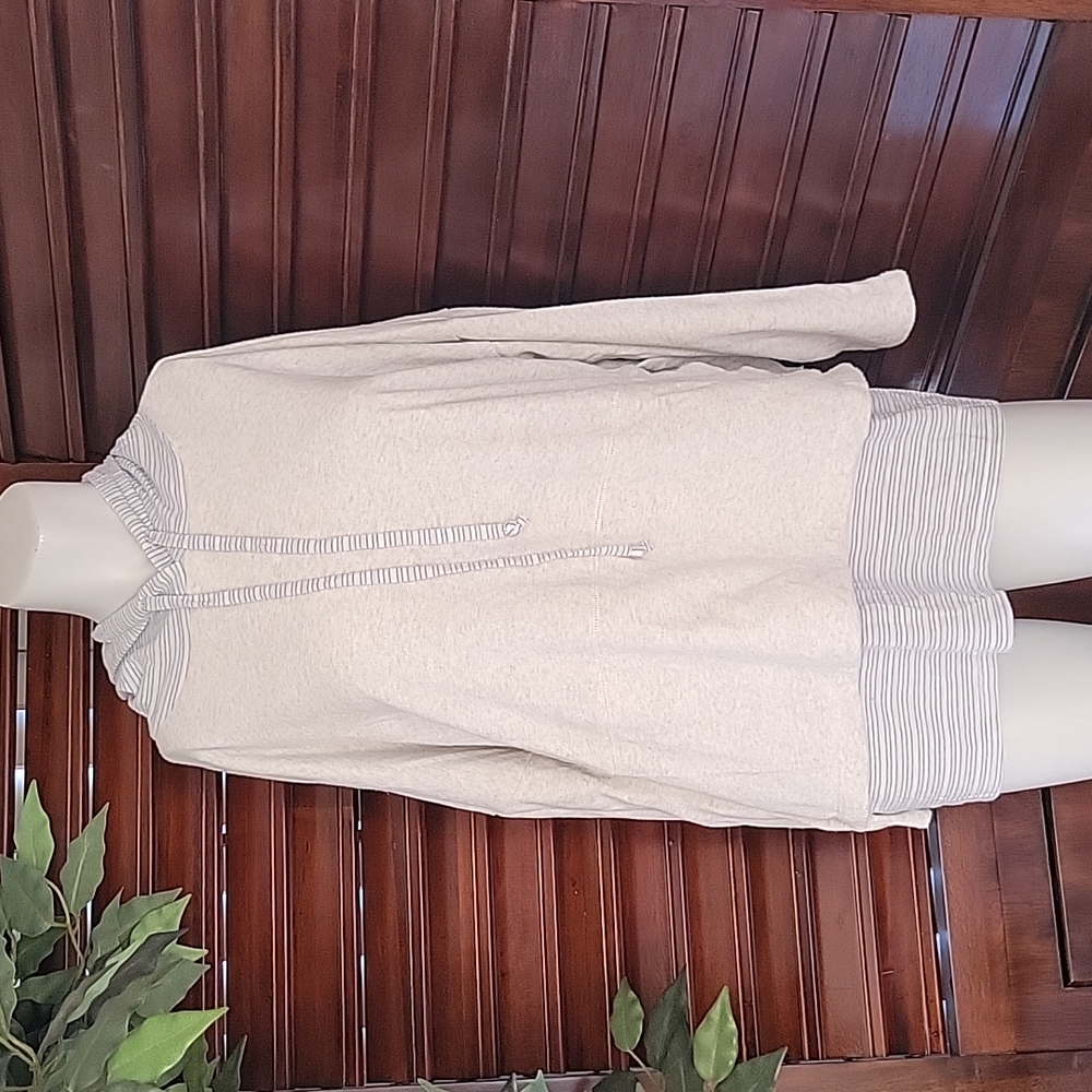 Anthro Saturday Sunday gray hooded Sweatshirt lightweight cotton Hoodie Small